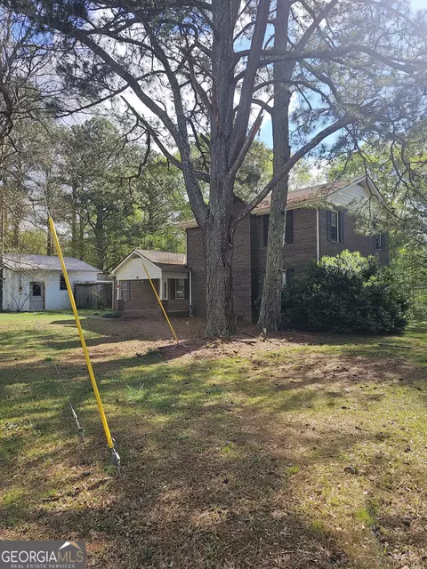 724 Burns Rd, Carrollton, GA 30117