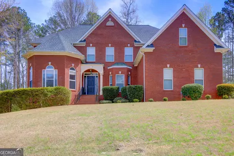 100 Ellens Rdg, Fayetteville, GA 30214