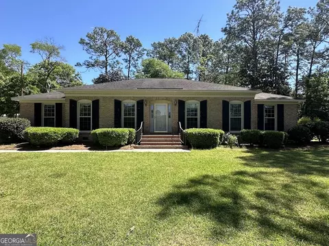 415 S Williams St, Metter, GA 30439