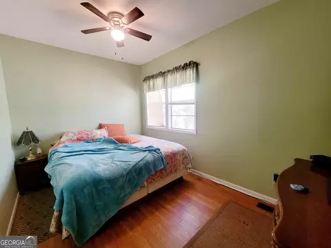 Bedroom - 1073 County Line Rd 442, Five Points, AL 36855 photo 3 of 3