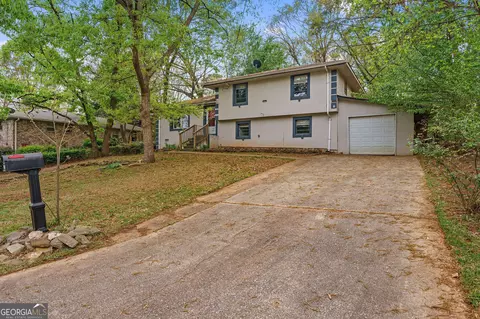 2885 Preston Dr, Rex, GA 30273
