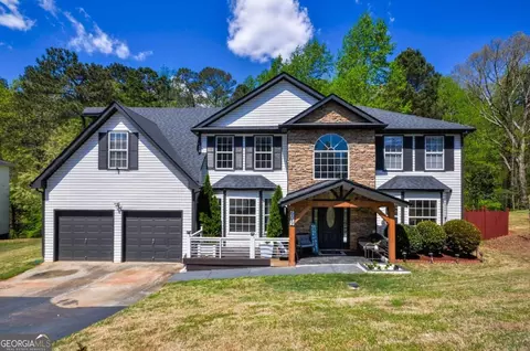 609 Lakewater View Dr, Stone Mountain, GA 30087