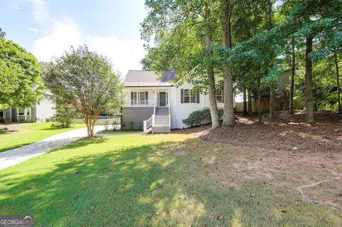 160 Woodstream Dr, Newnan, GA 30265