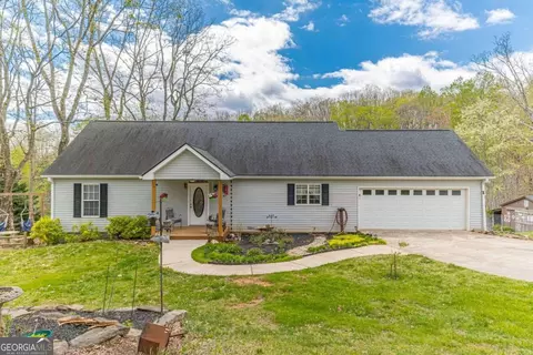 421 Beaver Creek Way, Cleveland, GA 30528