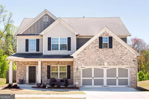2318 Misty Ivy Ct, Buford, GA 30519