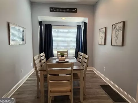 Dining - 421 Jefferson St, Lagrange, GA 30240 photo 2 of 6