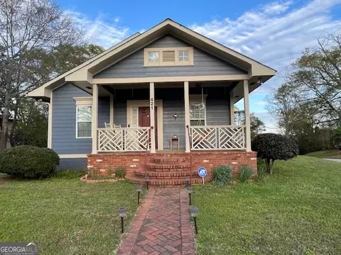 Exterior - 421 Jefferson St, Lagrange, GA 30240 photo 3 of 4