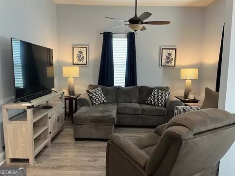 Living - 421 Jefferson St, Lagrange, GA 30240 photo 5 of 5