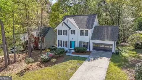 2230 Emerald Dr, Loganville, GA 30052