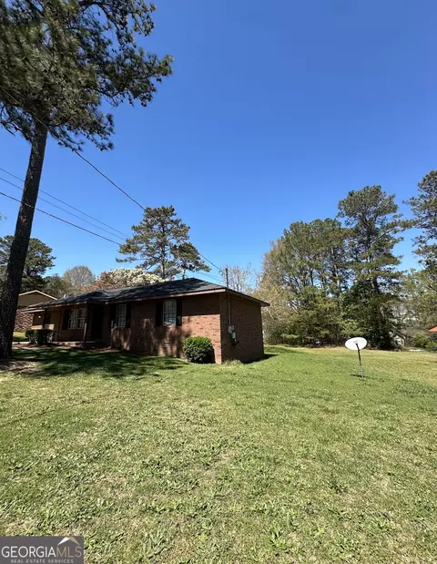 10129 Straphinge Trl NE, Covington, GA 30014 photo 4