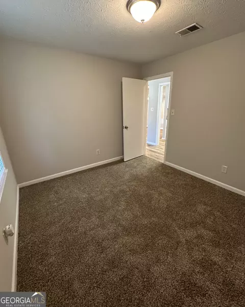 10129 Straphinge Trl NE, Covington, GA 30014 photo 17