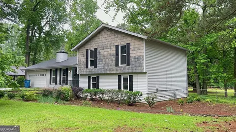 3946 Glenaire Ct, Duluth, GA 30096