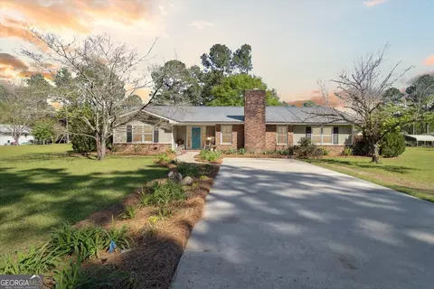 33 26th Ave, Eastman, GA 31023