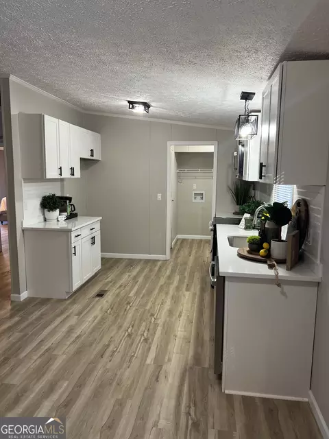 1459 Black Mountain Rd, Toccoa, GA 30577 photo 17
