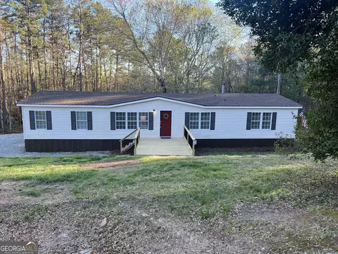 1459 Black Mountain Rd, Toccoa, GA 30577 photo 2