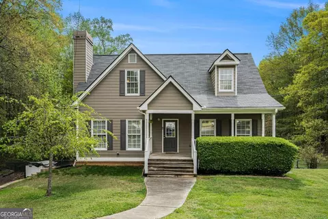 3491 Camelot Ct, Loganville, GA 30052