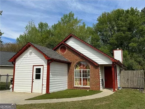 8004 Fieldstone Ct, Douglasville, GA 30134