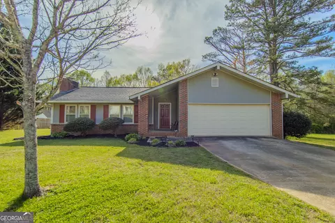 120 Timber Ridge Trl, Carrollton, GA 30117