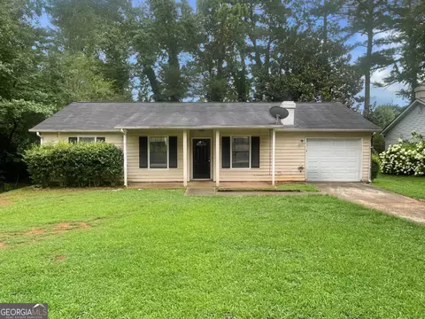 3901 Wood Path Dr, Stone Mountain, GA 30083