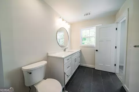 Bath - 7230 Springbrook Dr, Columbus, GA 31909 photo 9 of 13