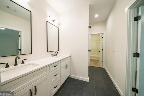 Bath - 7230 Springbrook Dr, Columbus, GA 31909 photo 2 of 13