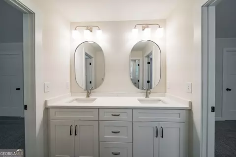 Bath - 7230 Springbrook Dr, Columbus, GA 31909 photo 10 of 13