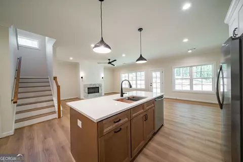 Kitchen - 7230 Springbrook Dr, Columbus, GA 31909 photo 4 of 5