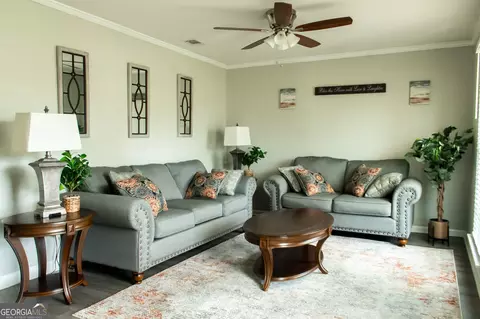 5761 Sorrell Dr, Macon, GA 31216 photo 2
