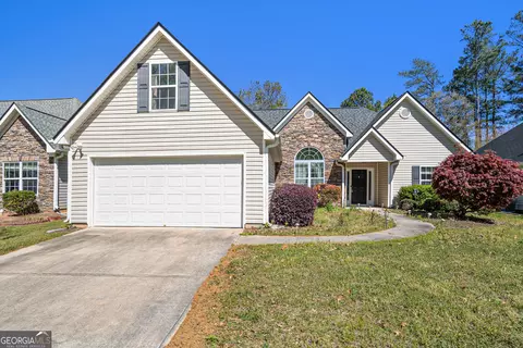 1734 Stephens Pond Vw, Loganville, GA 30052