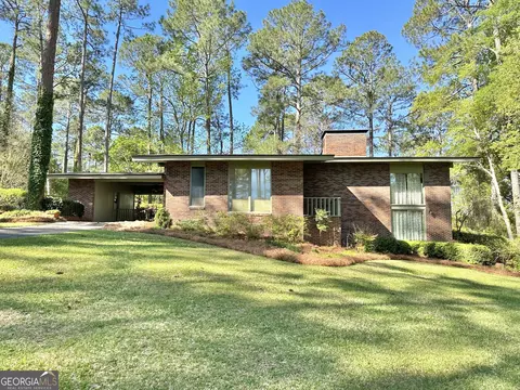 5307 Forest Lake Rd, Eastman, GA 31023