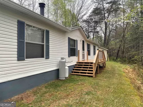 354 Pine Tree Ln, Dahlonega, GA 30533
