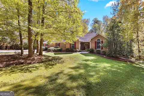 180 Emerald Hills Ln, Newnan, GA 30263