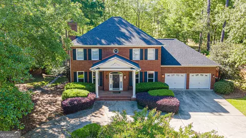 6 Cedar Point Dr, Savannah, GA 31405