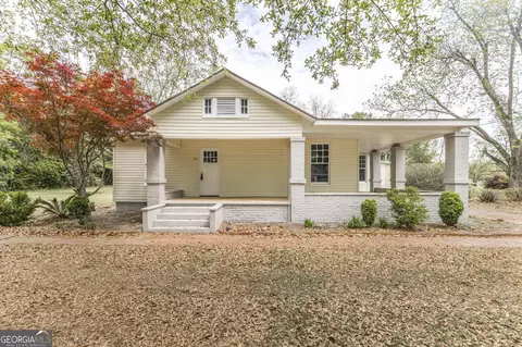 101 Edgemere Ln, Byron, GA 31008