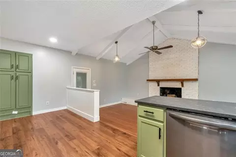 Kitchen - 19 Ridgeview Hts, Toccoa, GA 30577 photo 4 of 5