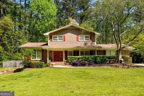 1682 Argonne Dr, Morrow, GA 30260
