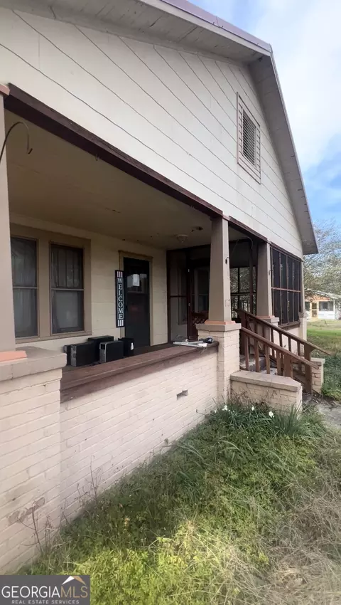 112 Wilson Ave, Fitzgerald, GA 31750