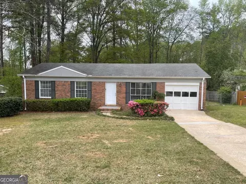 5145 Cotter Dr, Union City, GA 30291