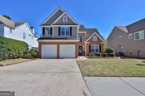 1075 Bradford Dr, Roswell, GA 30076