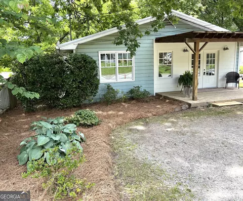 229 Mandeville Ave, Carrollton, GA 30117
