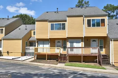 35 Sandalwood Cir, Lawrenceville, GA 30046