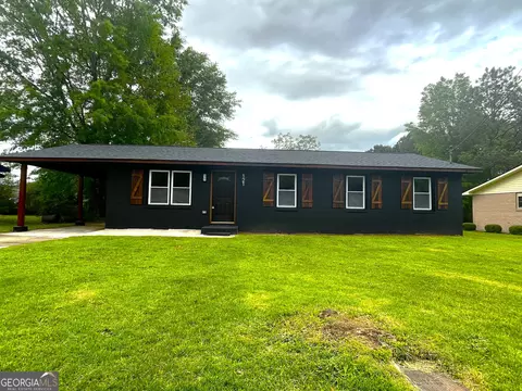 121 Hartley St, Fort Valley, GA 31030