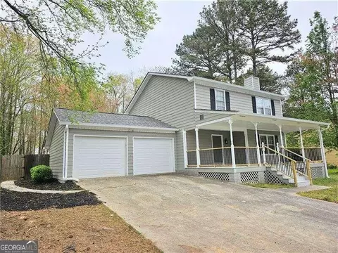 3608 Fernbrook Dr, Snellville, GA 30039