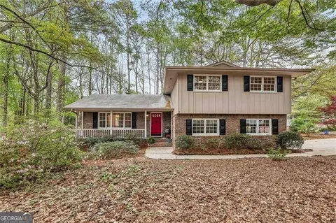 2601 Sterling Acres Dr, Tucker, GA 30084