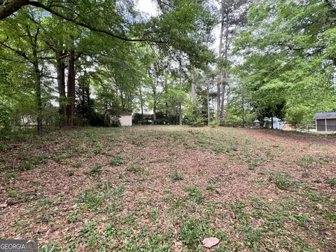 224 Memorial Dr, Barnesville, GA 30204 photo 15