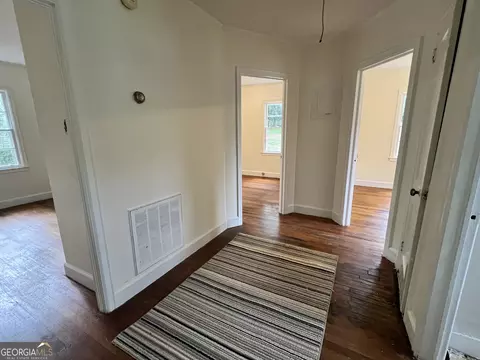 224 Memorial Dr, Barnesville, GA 30204 photo 10