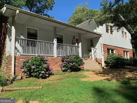 1268 Lakewood Dr, Conyers, GA 30013