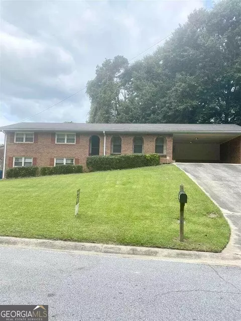 6219 Lance Ln, Riverdale, GA 30274