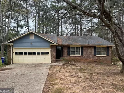 1202 Reilly Ln, Clarkston, GA 30021