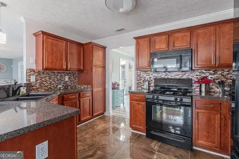 310 Creekside Cir, Hampton, GA 30228 photo 27